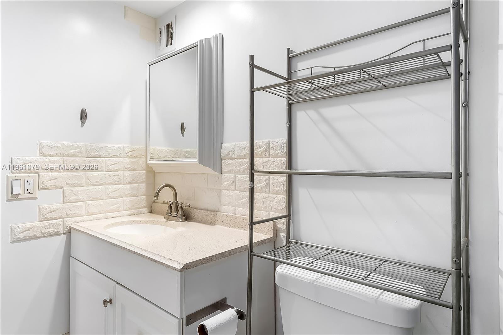 1833 S Ocean Drive 1407, Hallandale Beach, FL 33009 photo 18