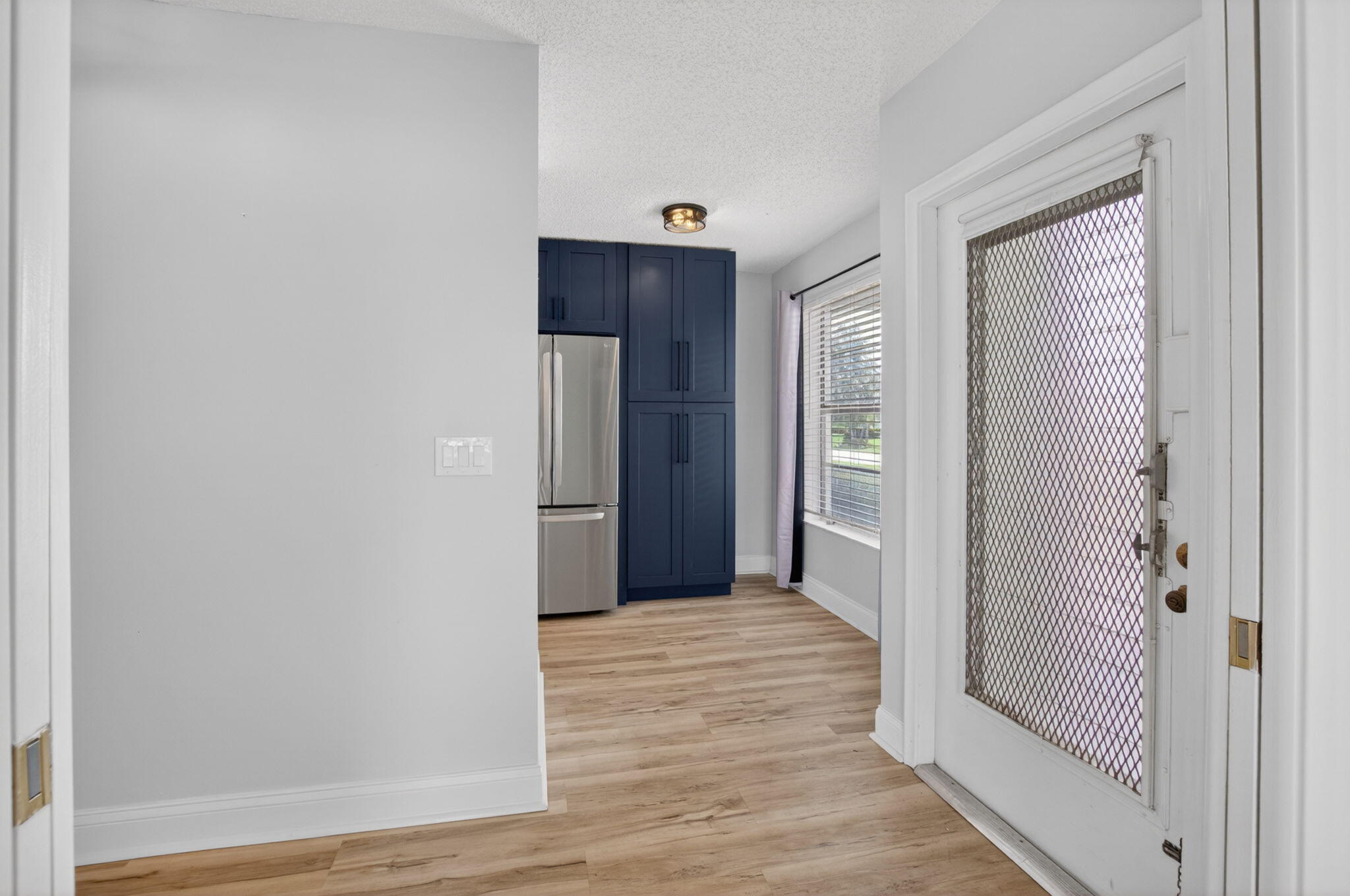 2401 Del Aire Boulevard 101 — photo 4