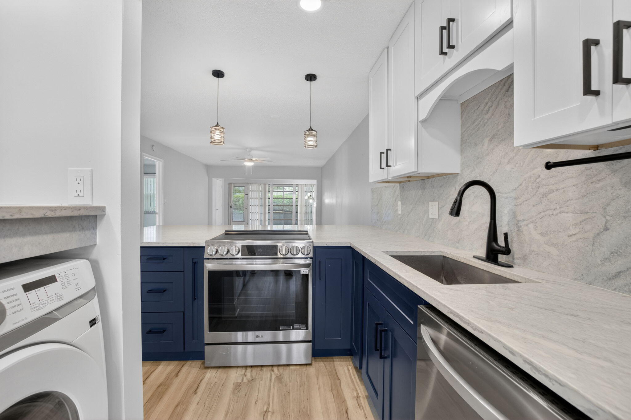 2401 Del Aire Boulevard 101 — photo 9