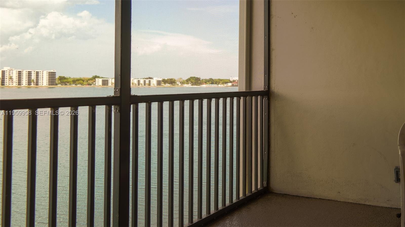 116 Lake Emerald Drive 408, Oakland Park, FL 33309 photo 22