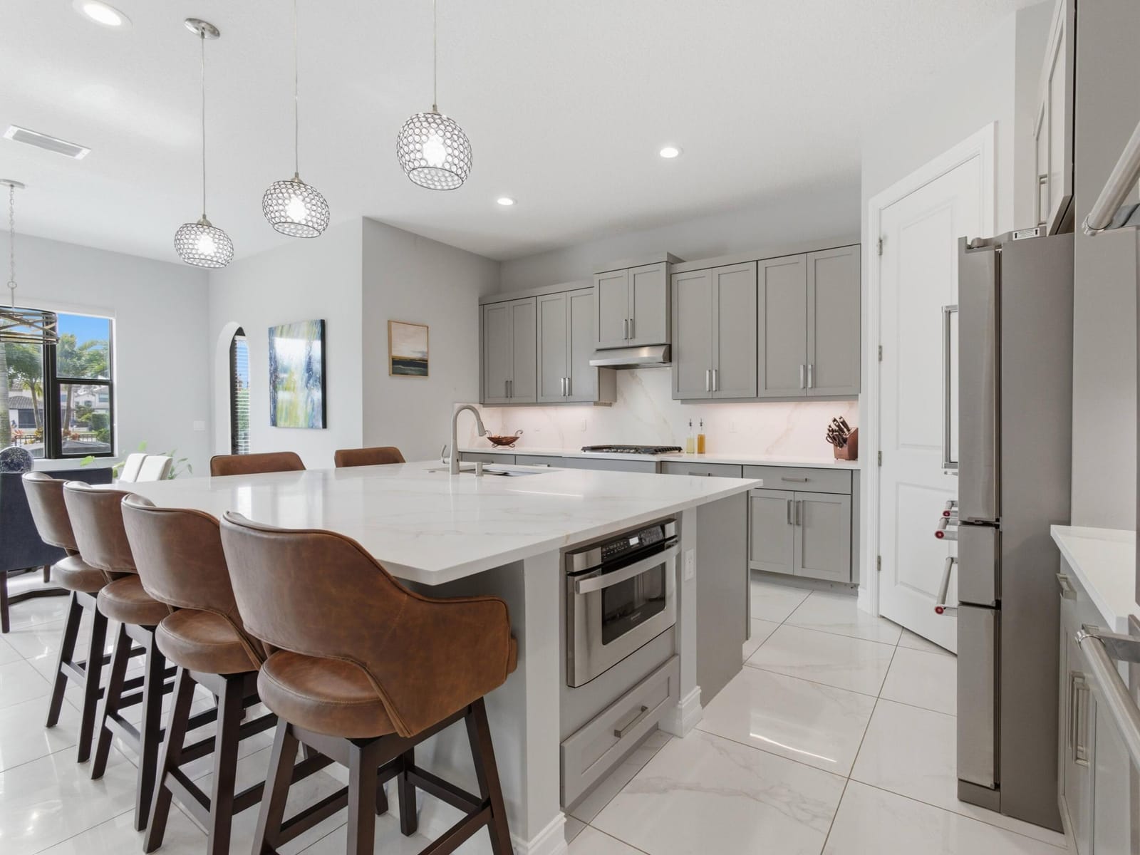 9364 Grand Prix Lane — photo 12