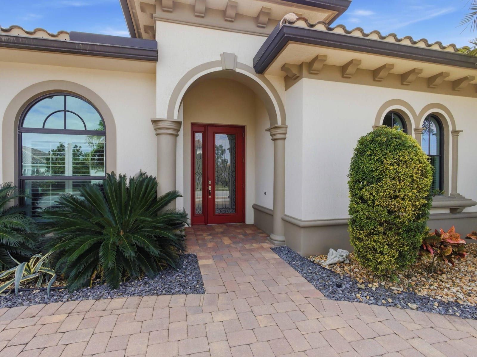 9364 Grand Prix Lane — photo 4