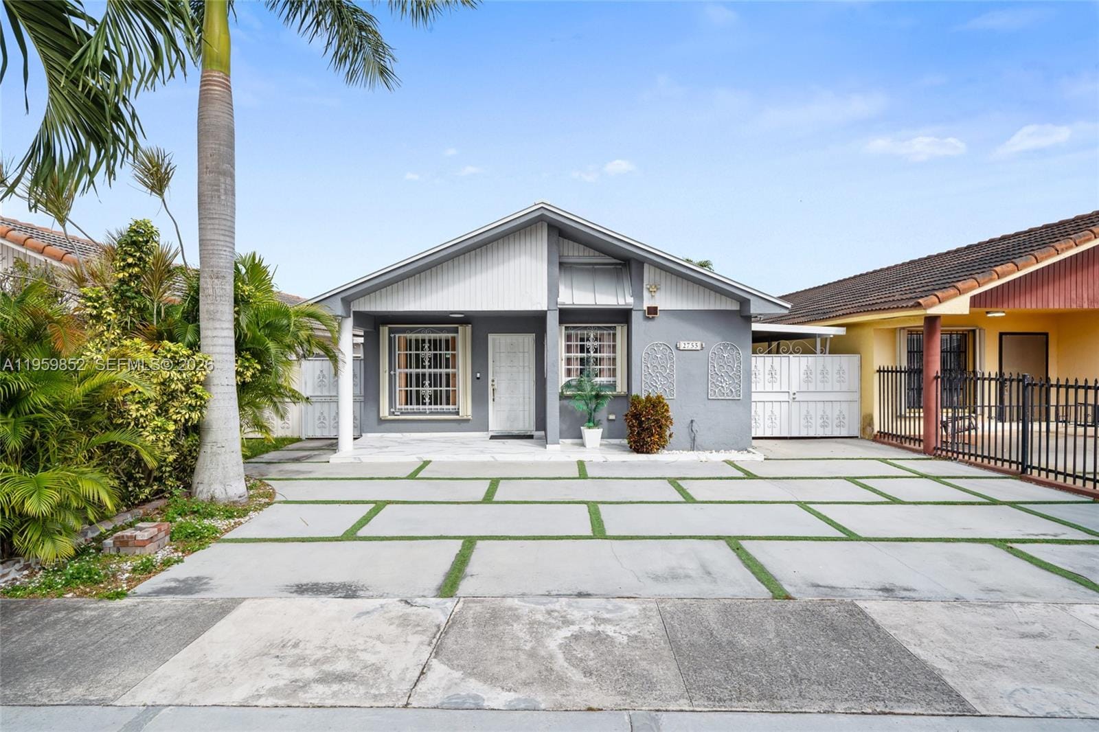 2755 W 74th Street, Hialeah, FL 33016