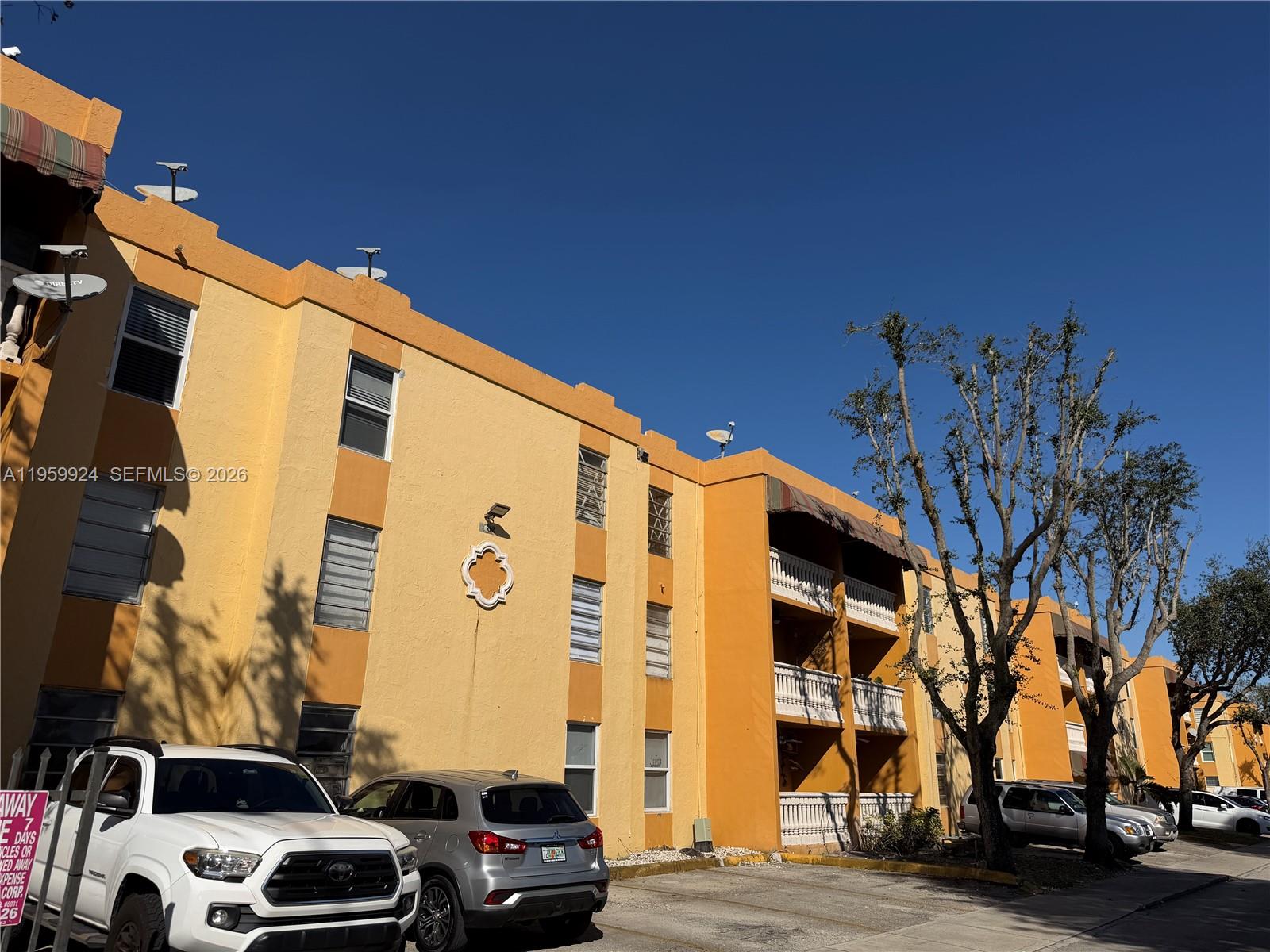 575 W 69th Street 205, Hialeah, FL 33014, Hialeah