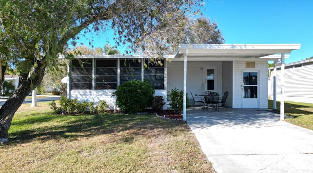 334 Seahorse Terrace, Tropical Isles, Fort Pierce, FL