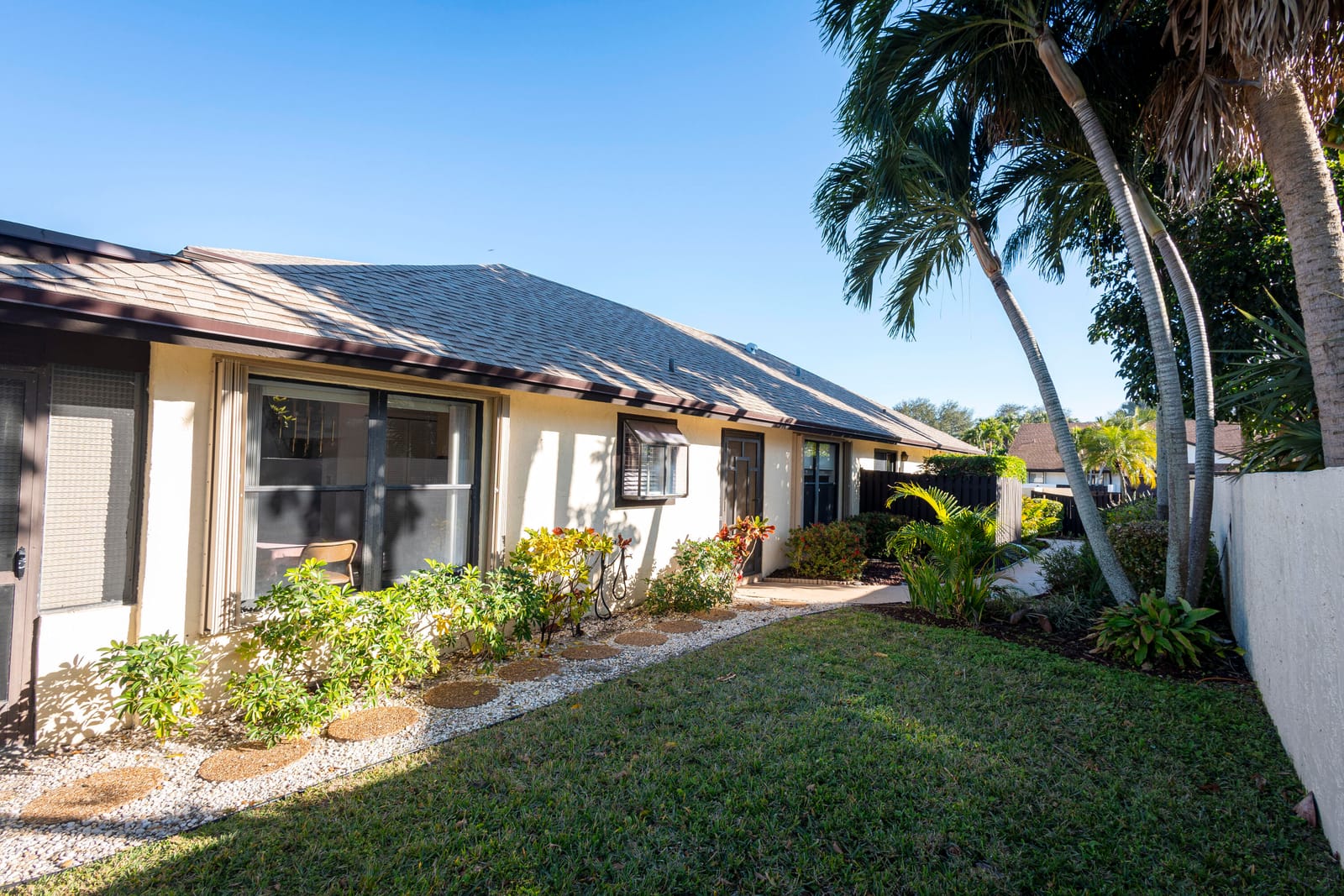 2835 SW 6th Street, Delray Beach, FL 33445 photo 5