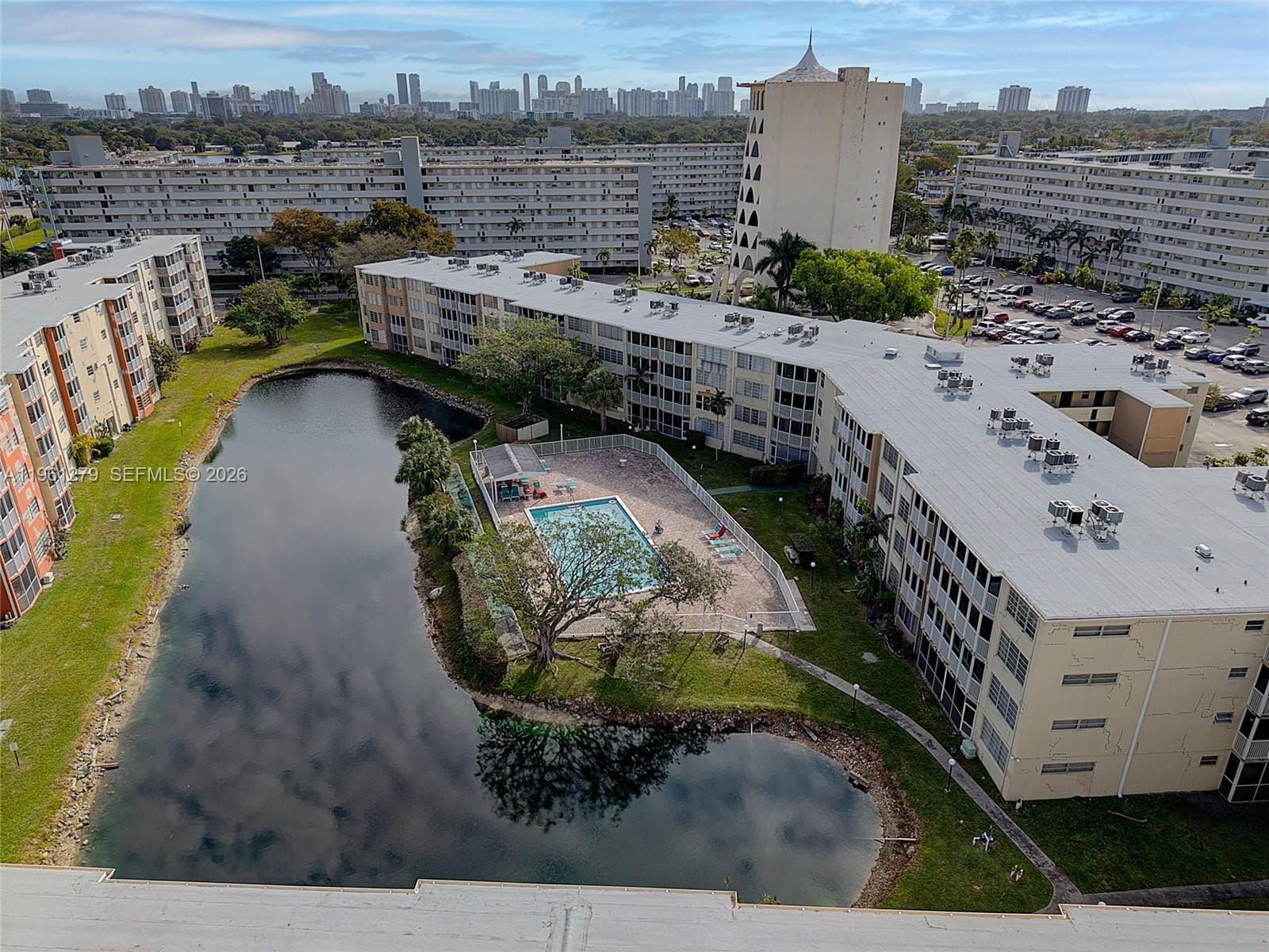 1690 NE 191st Street 314-1, Miami, FL 33179 photo 29
