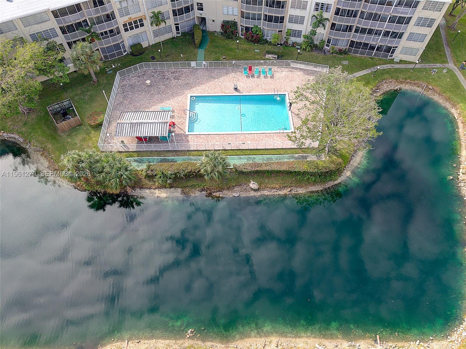1690 NE 191st Street 314-1, Miami, FL 33179 photo 30