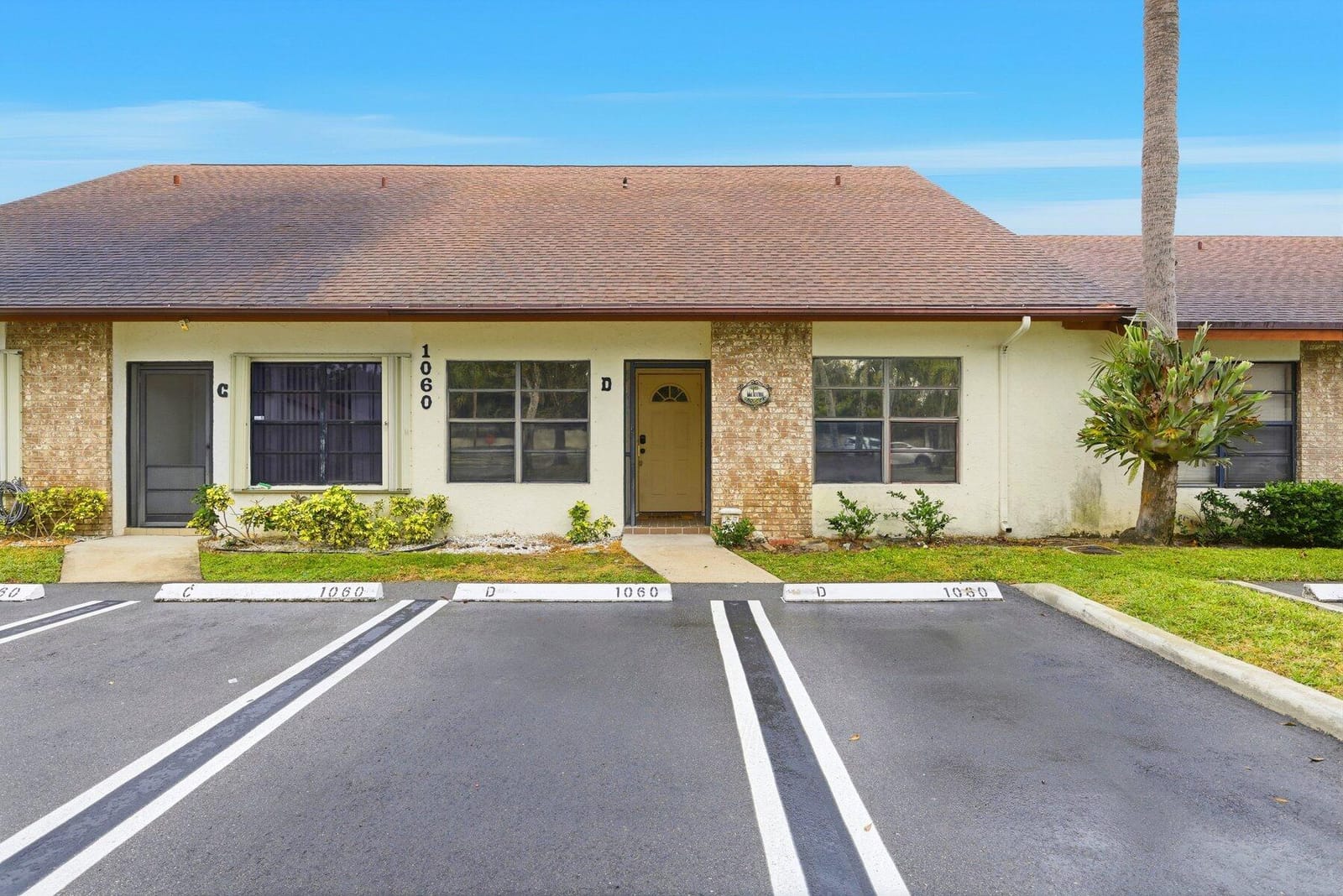 1060 Parkside Green Drive D — photo 3