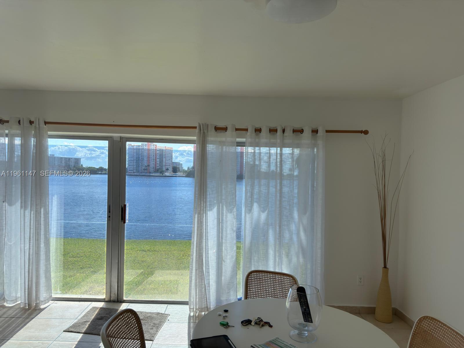 1284 NE 191 1284, North Miami Beach, FL 33179, North Miami Beach