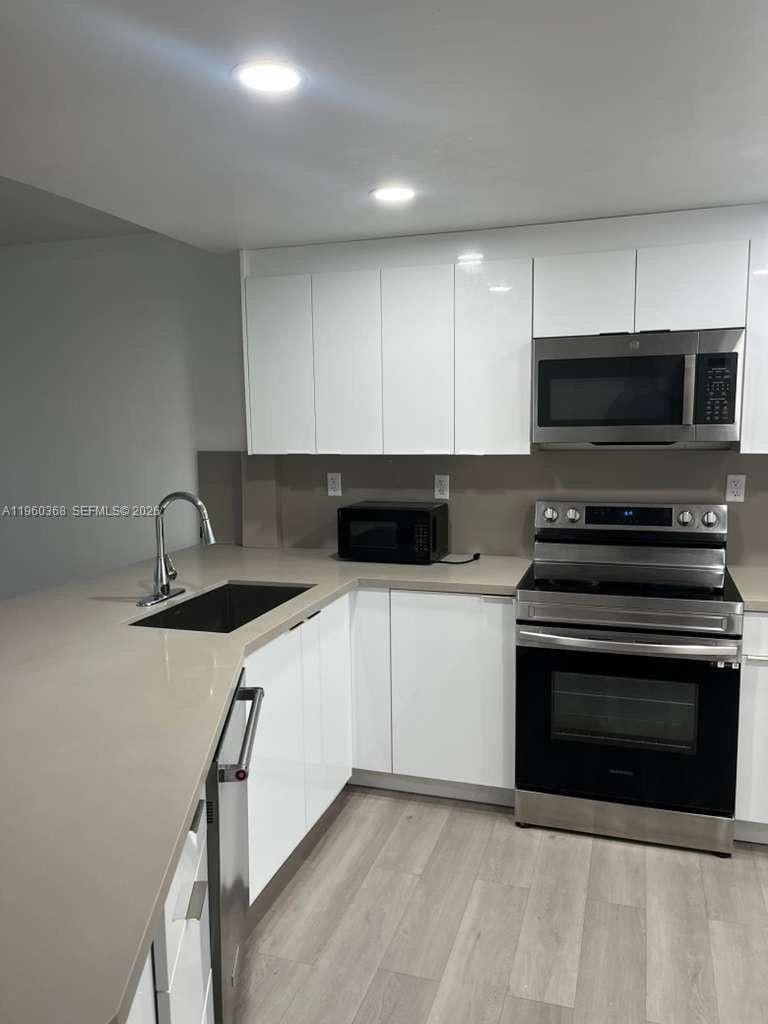 1750 NE 191st Street 507-1 — photo 10