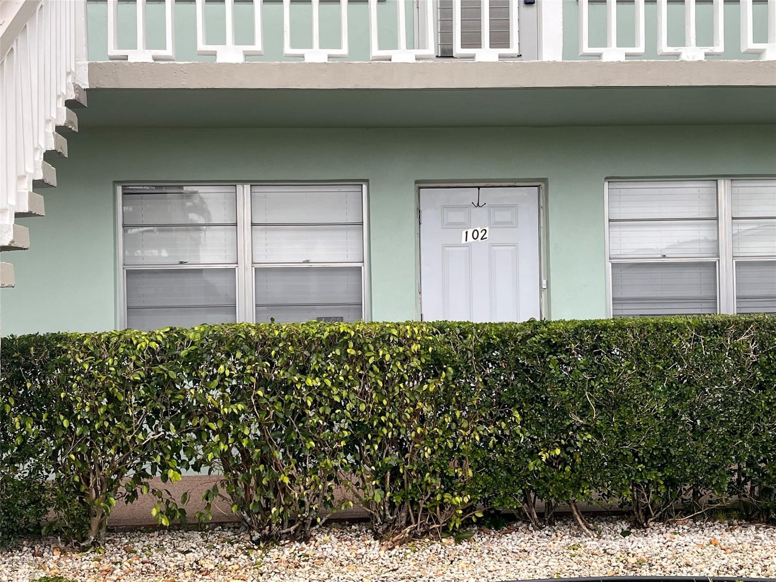 102 Somerset F 102 — photo 2