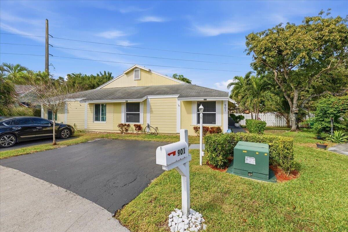 901 SW 111th Way, Davie, FL 33324 photo 5