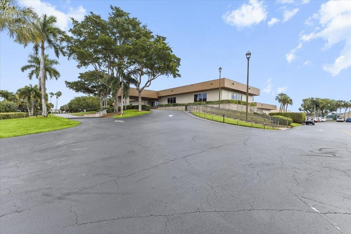 15492 Lakes Of Delray Boulevard 203, Delray Beach, FL 33484 photo 27