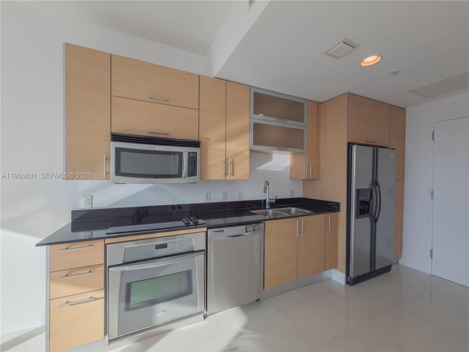 60 SW 13rd Street 1605, Miami, FL 33130 photo 2