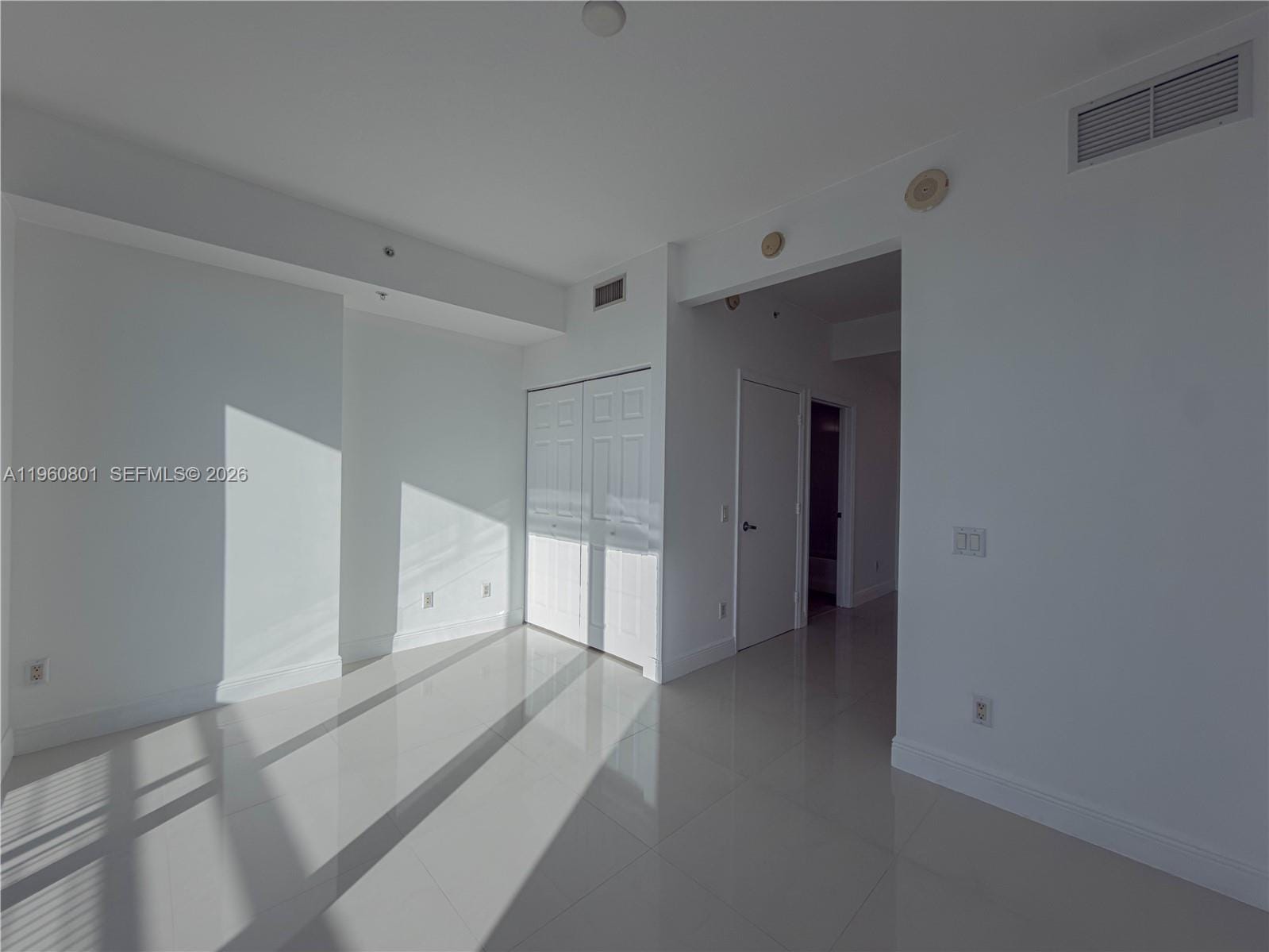 60 SW 13rd Street 1605, Miami, FL 33130 photo 14