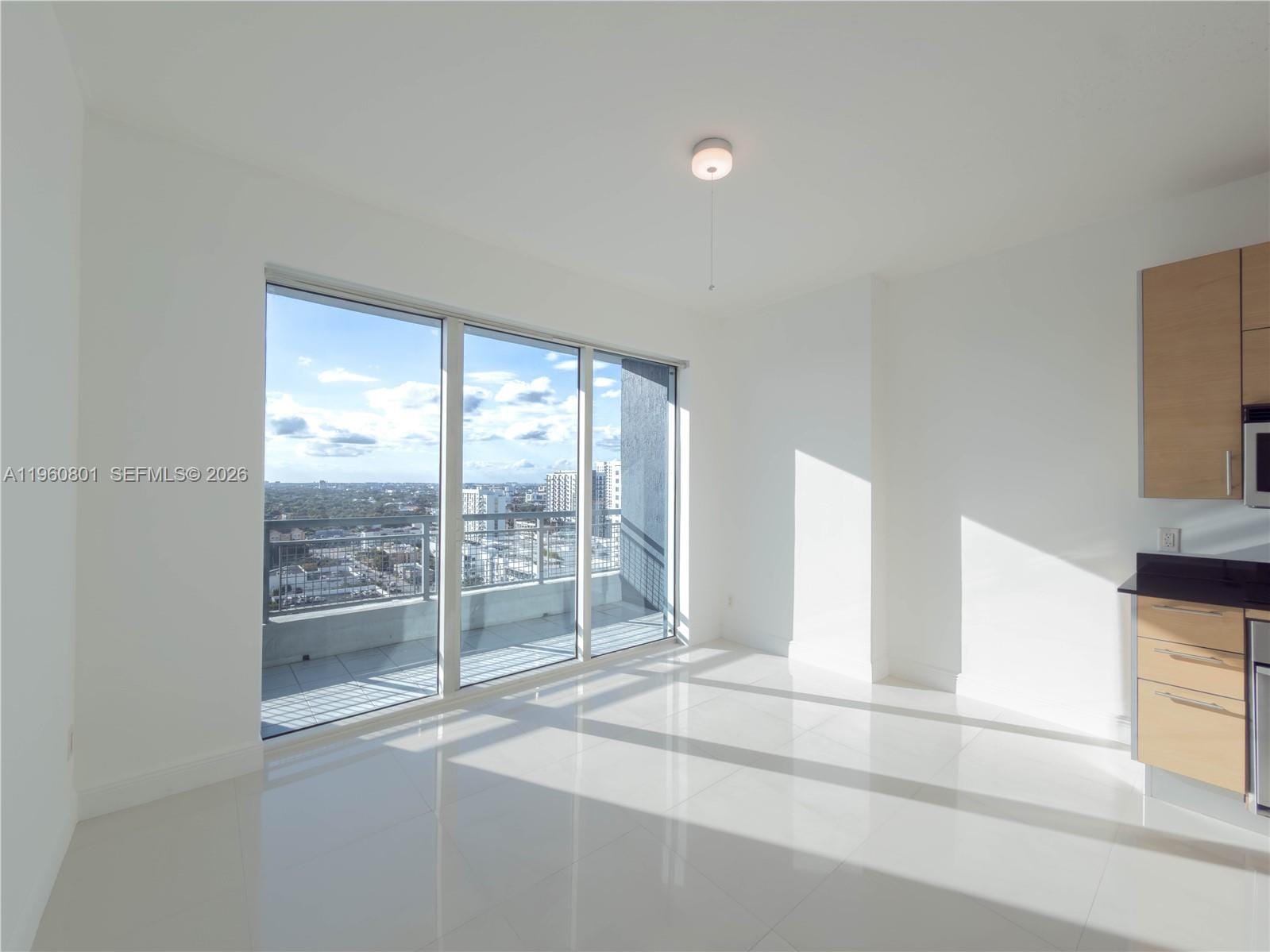 60 SW 13rd Street 1605, Miami, FL 33130 photo 4