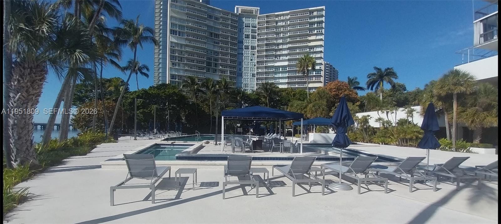 2333 Brickell Avenue 602 — photo 8