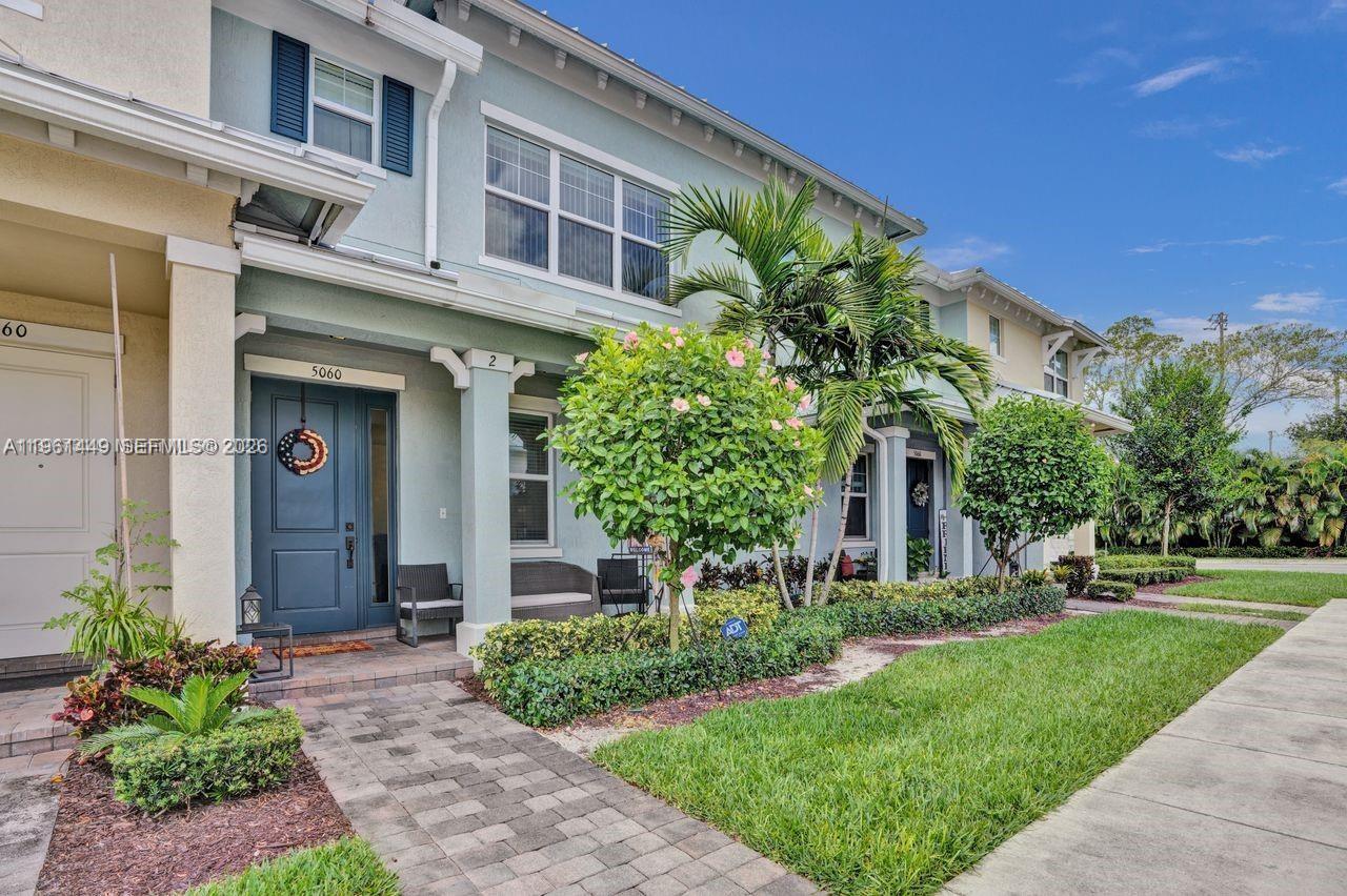 5060 Eucalyptus Drive 2, Hollywood, FL 33021, Hollywood