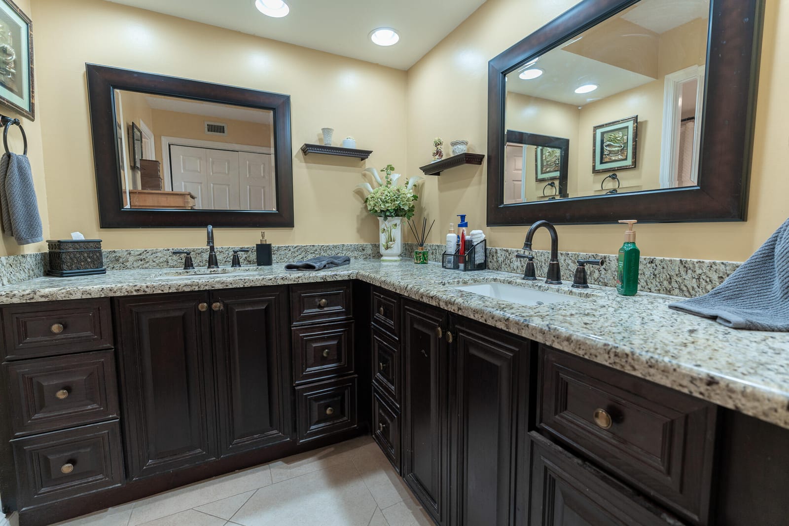 5390 Woodland Lakes Drive 201, Palm Beach Gardens, FL 33418 photo 13