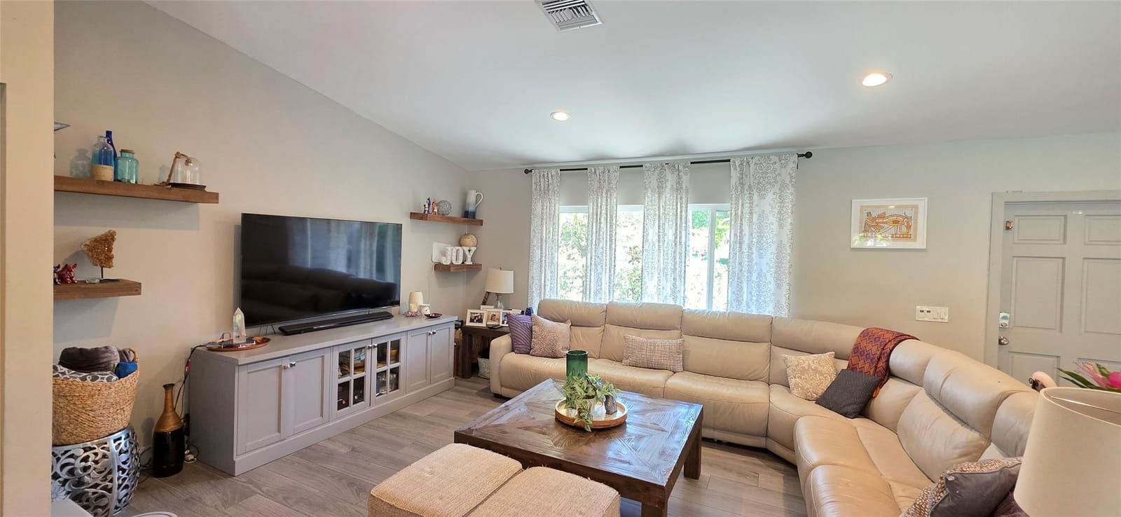 688 NW 100th Lane — photo 5