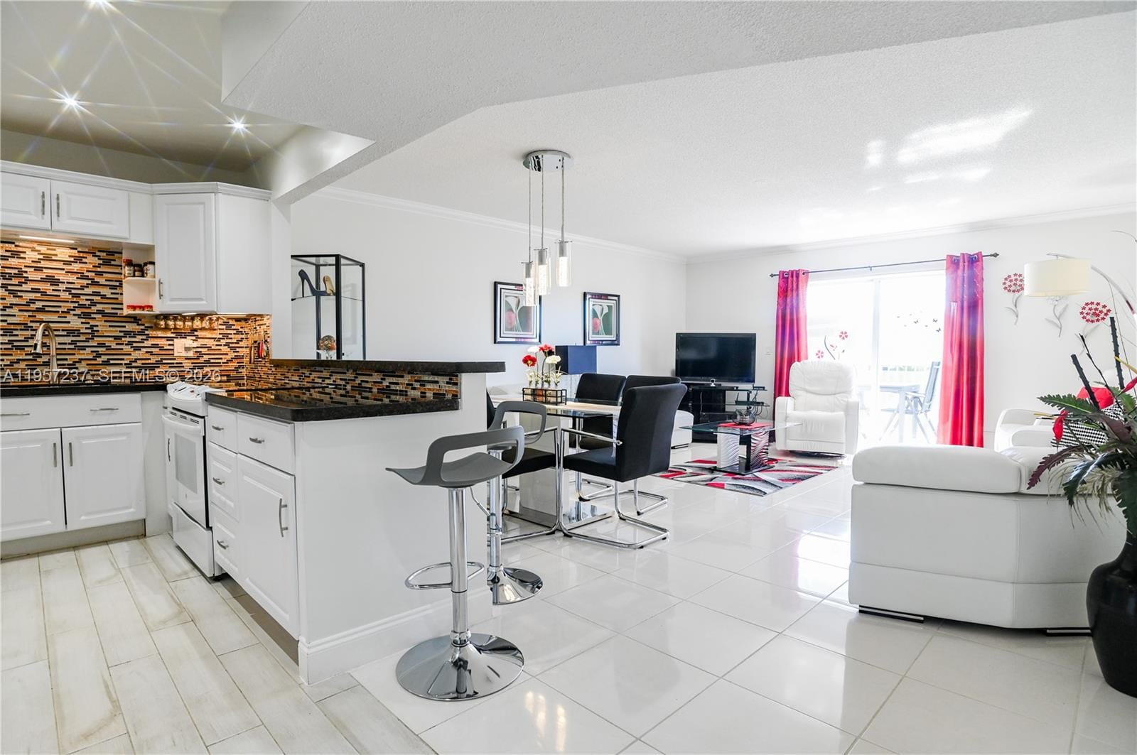 4751 NW 21st Street 401, Lauderhill, FL 33313 photo 2