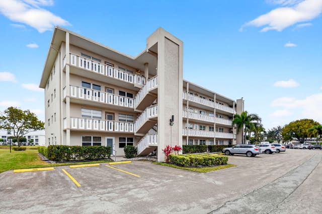 168 Wellington J, sold in Wellington Condos, West Palm Beach, FL
