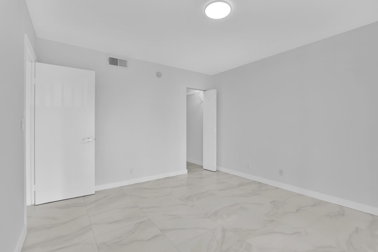 4005 W Mcnab Road C302, Pompano Beach, FL 33069 photo 12