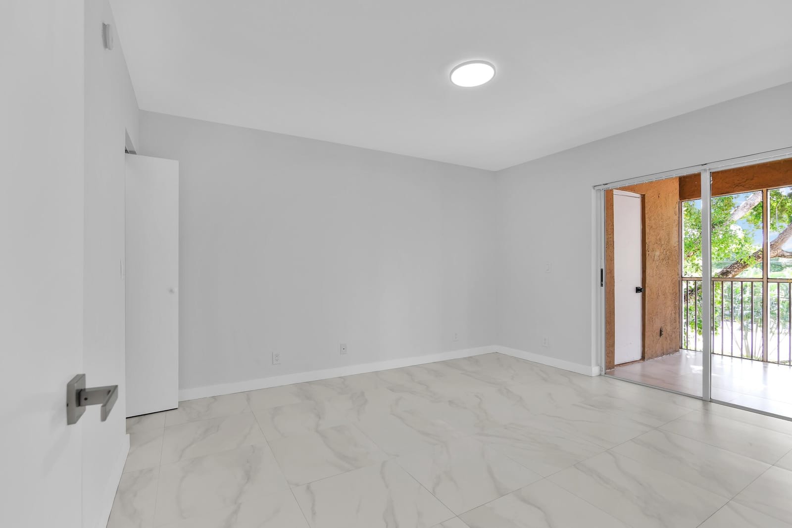 4005 W Mcnab Road C302, Pompano Beach, FL 33069 photo 6