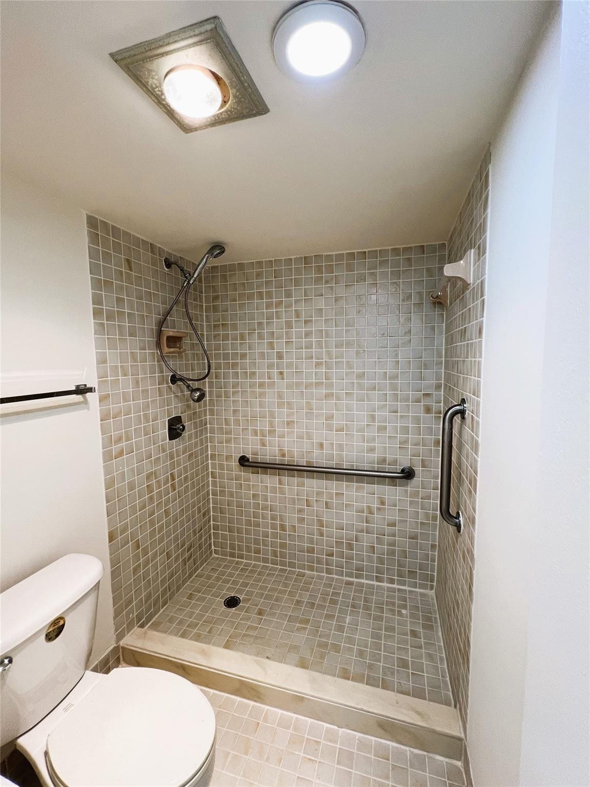 3303 Aruba Way E-4 — photo 11