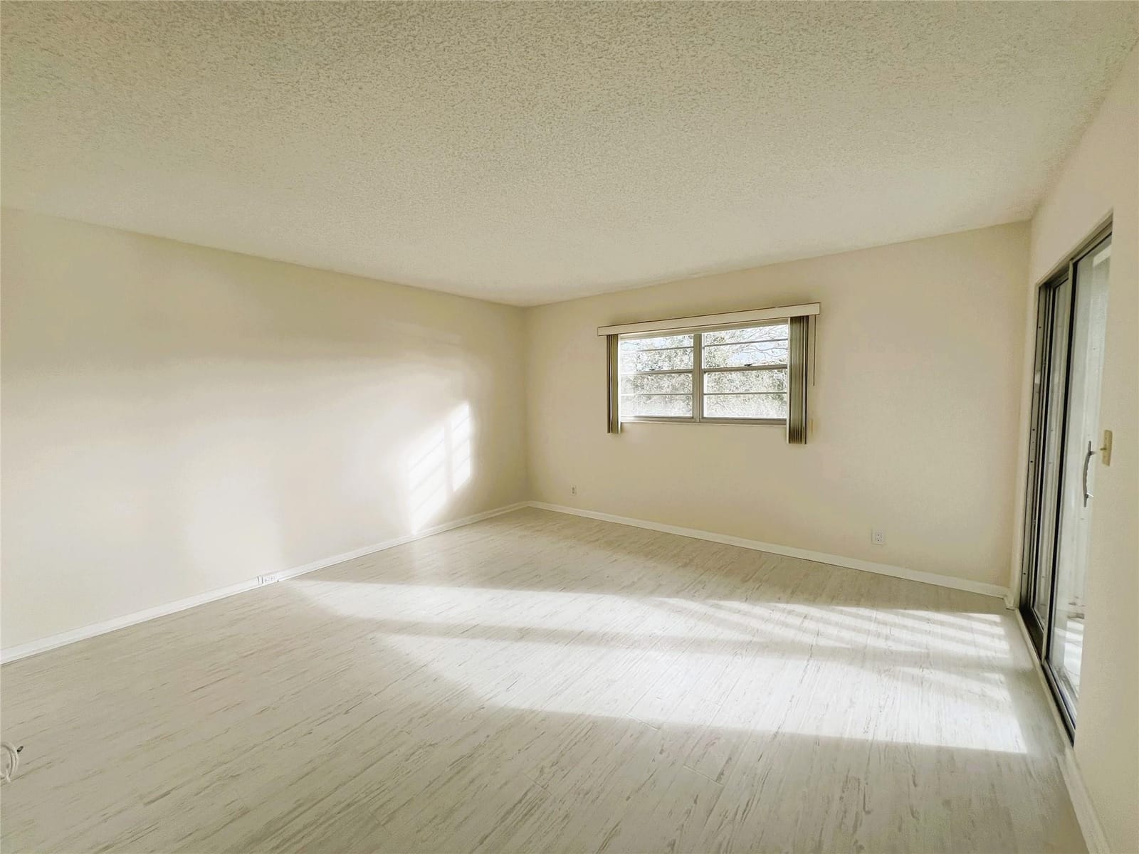 3303 Aruba Way E-4 — photo 7