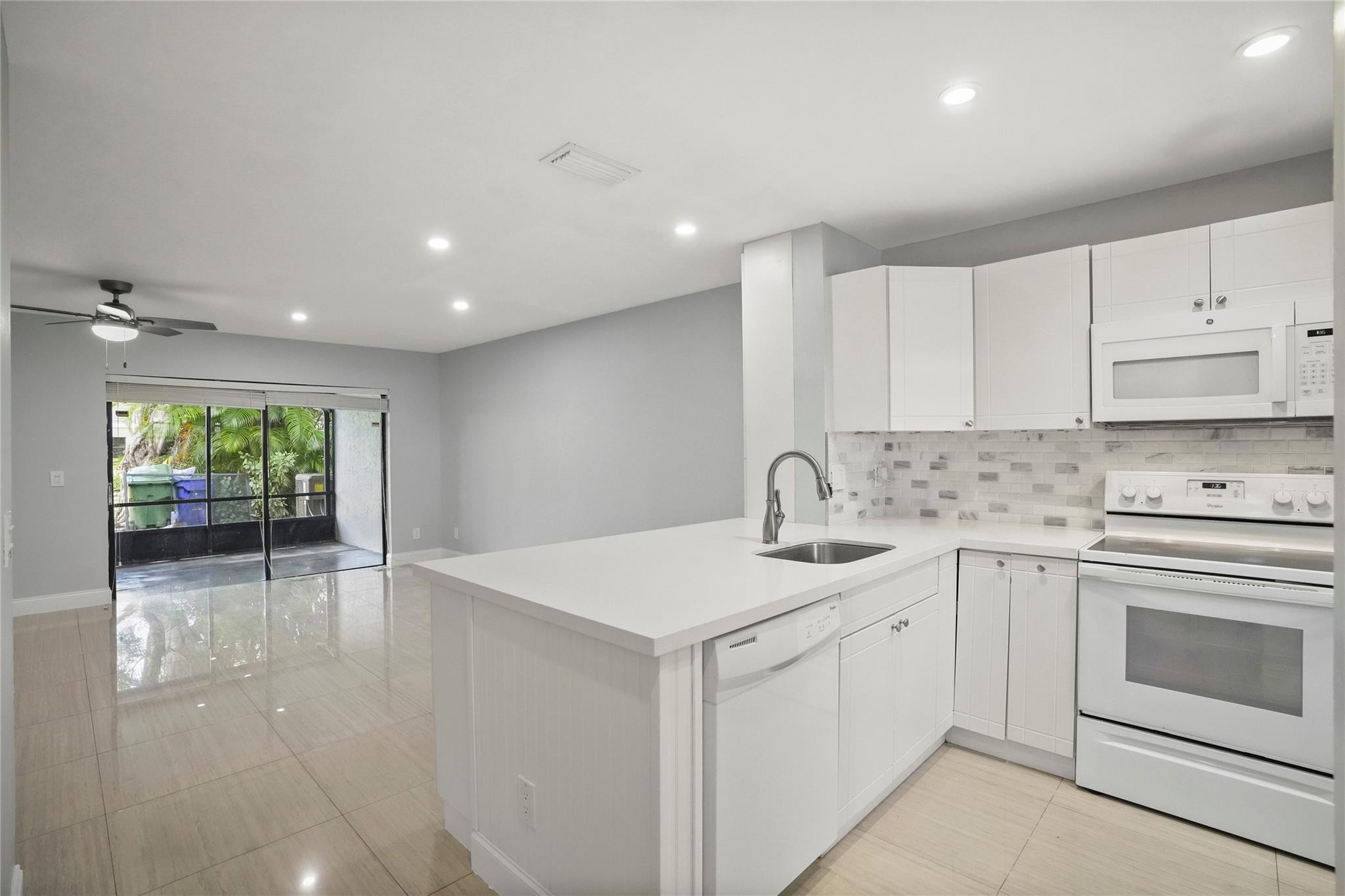 510 NW 103rd Terrace 510, Pembroke Pines, FL 33026, Pembroke Pines