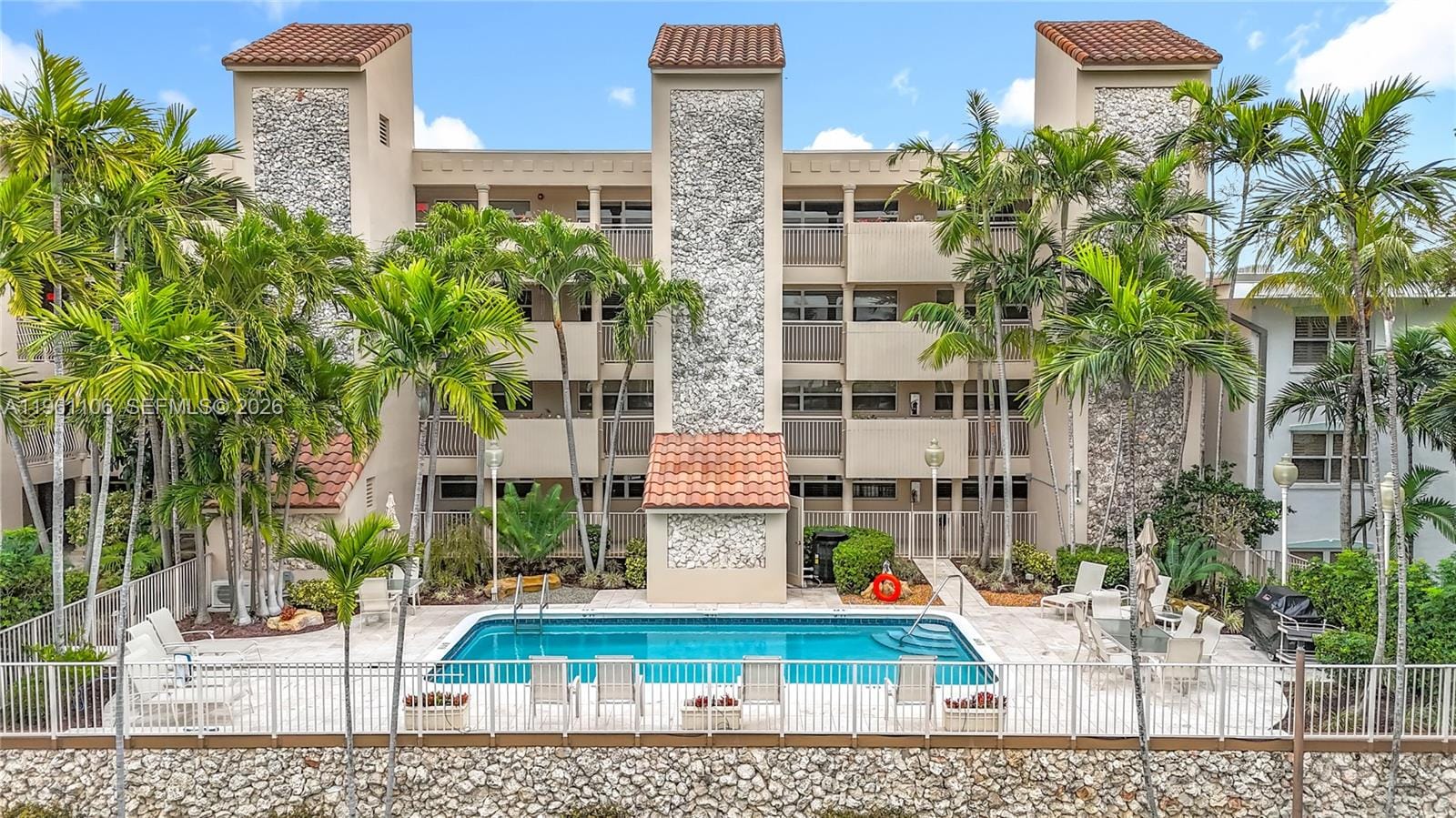 1710 S Ocean Lane 404 — photo 6