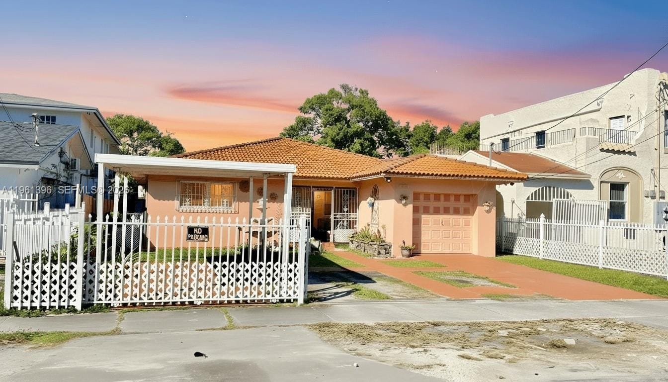 4 bedroom home for sale at 46 24th, Miami, FL 33125 — $645,000