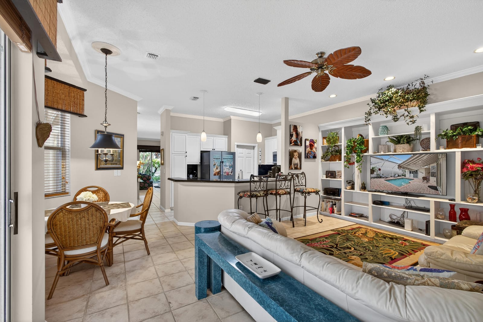 2085 Chagall Circle, West Palm Beach, FL 33409 photo 10
