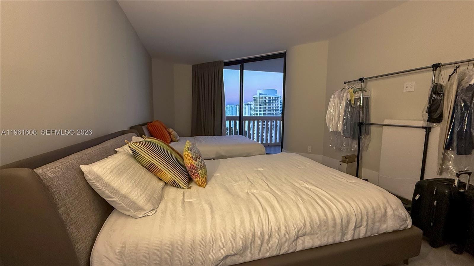 2000 Island Boulevard 2404, Aventura, FL 33160 photo 16