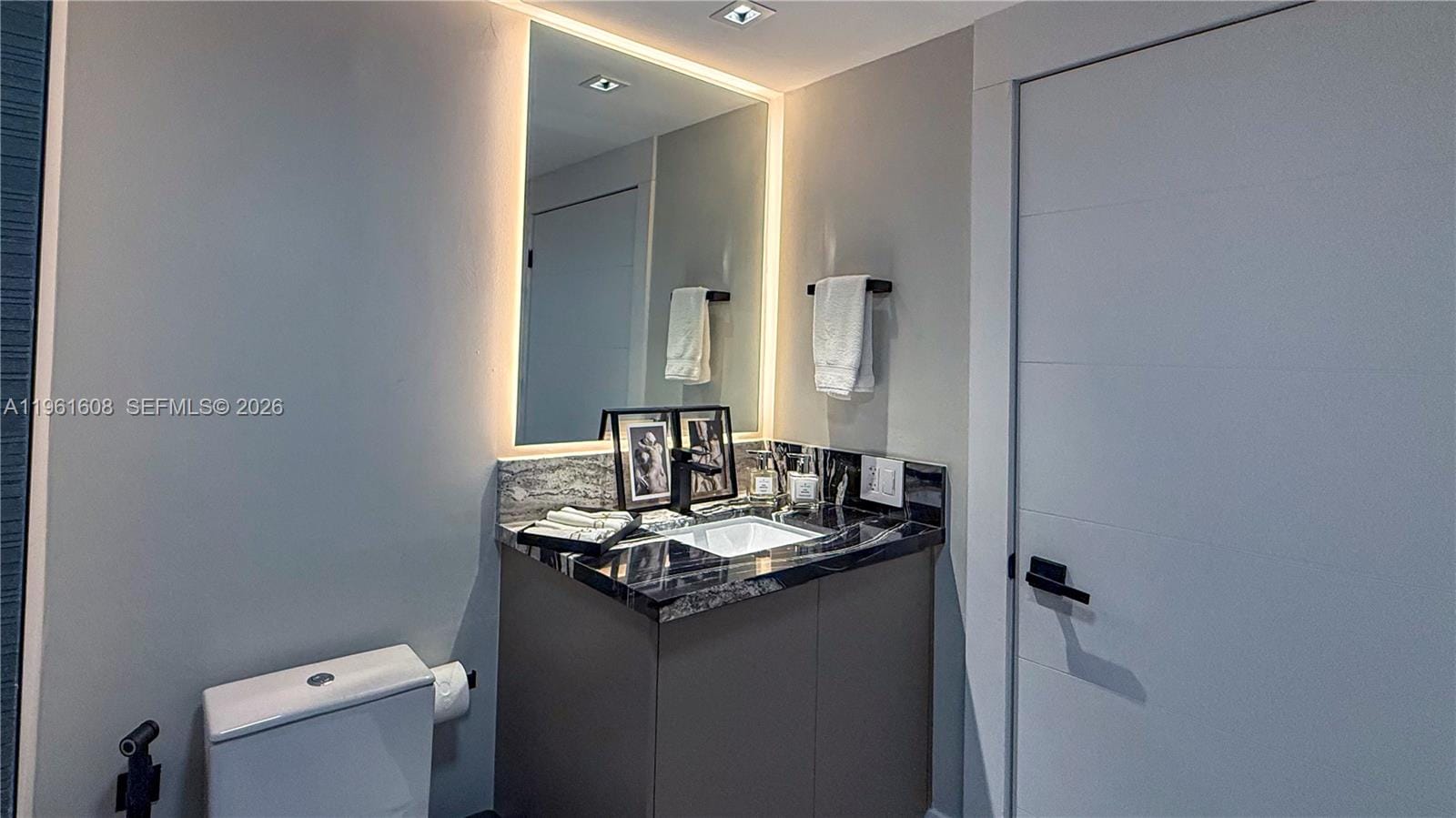 2000 Island Boulevard 2404, Aventura, FL 33160 photo 18