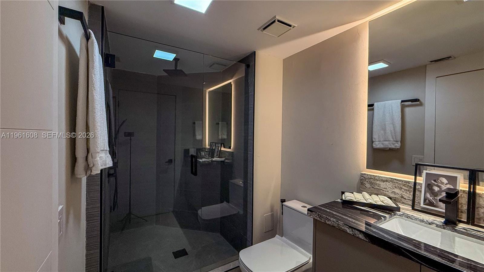 2000 Island Boulevard 2404, Aventura, FL 33160 photo 19