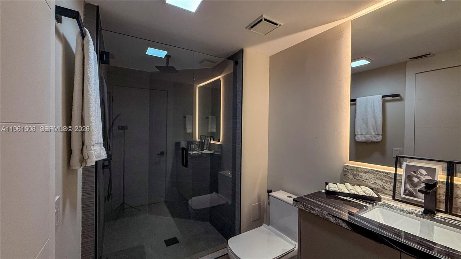 2000 Island Boulevard 2404, Aventura, FL 33160 photo 20
