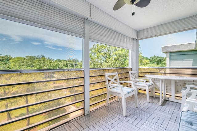 4899 NW 26th Court 447, sold in Cypress Chase, Lauderdale Lakes, FL