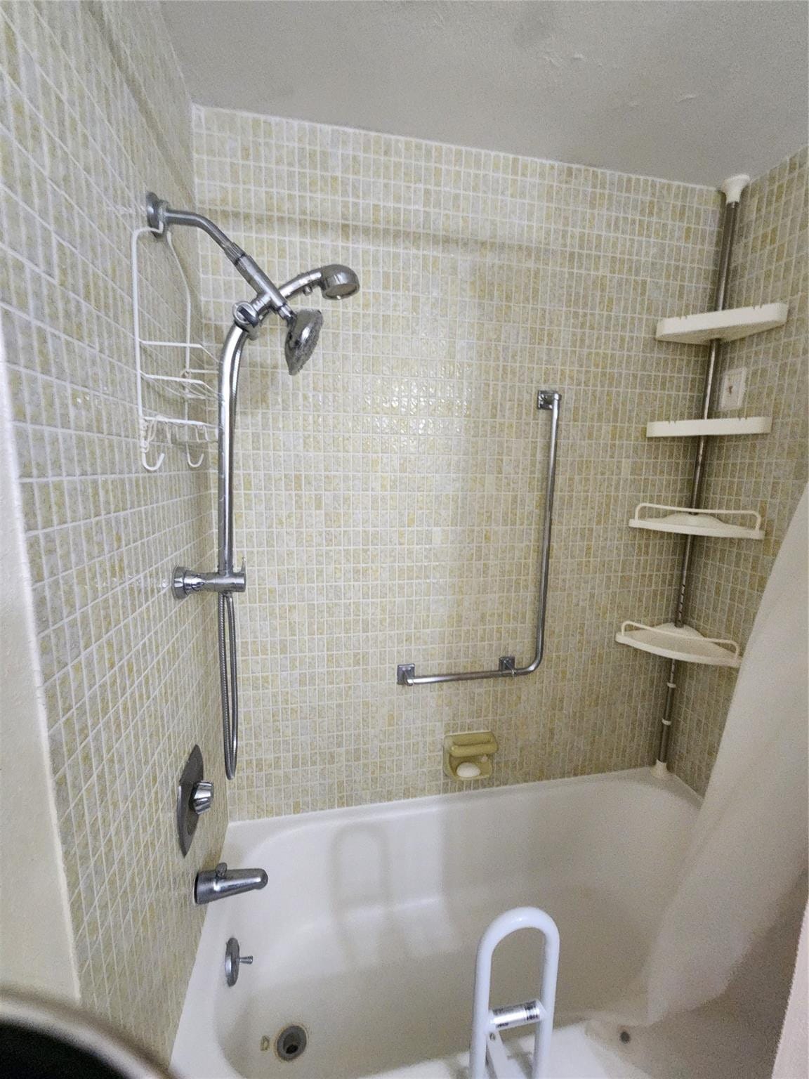 4330 Hillcrest Drive 616, Hollywood, FL 33021 photo 18