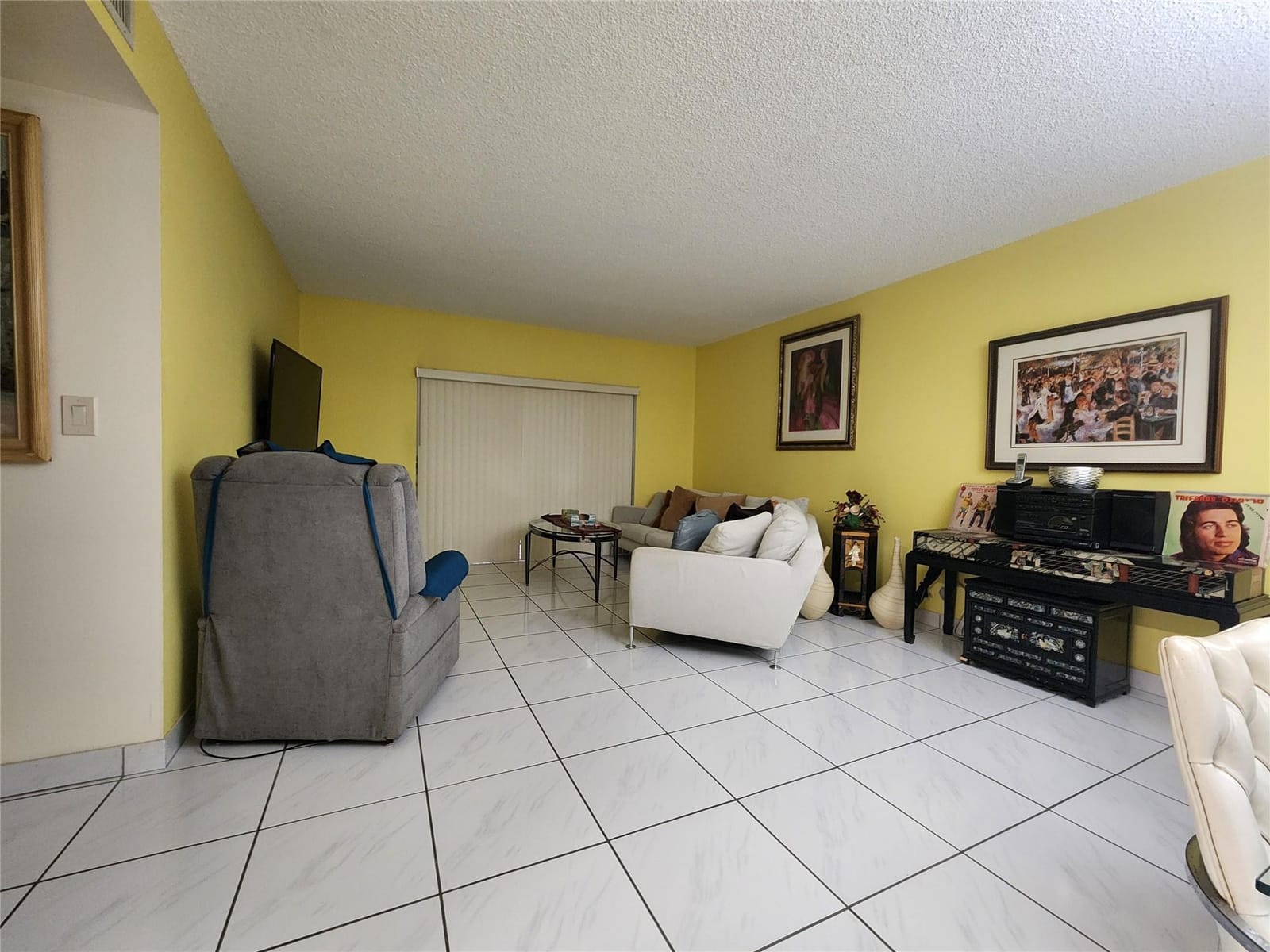 4330 Hillcrest Drive 616 — photo 9