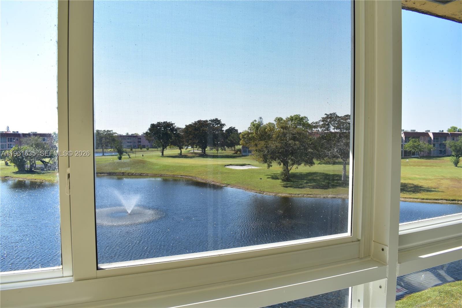 9201 Sunrise Lakes Boulevard 308 — photo 2