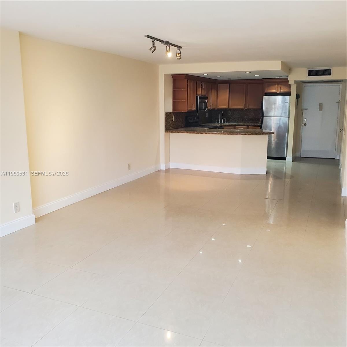 800 Parkview Drive 416, Hallandale Beach, FL 33009 photo 14