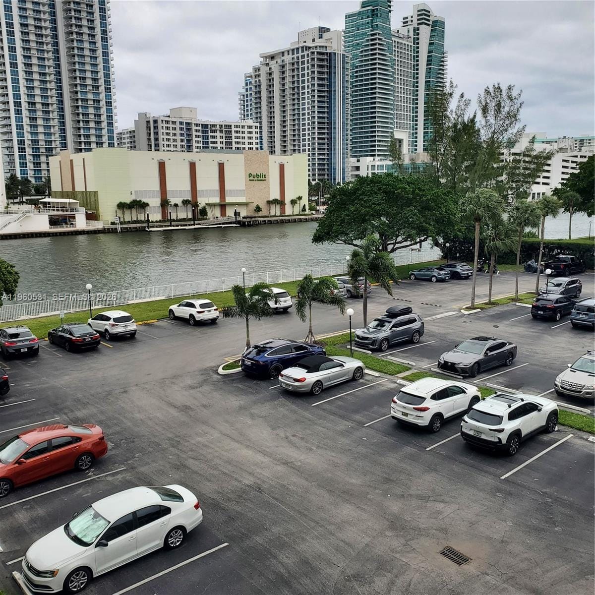 800 Parkview Drive 416, Hallandale Beach, FL 33009 photo 15