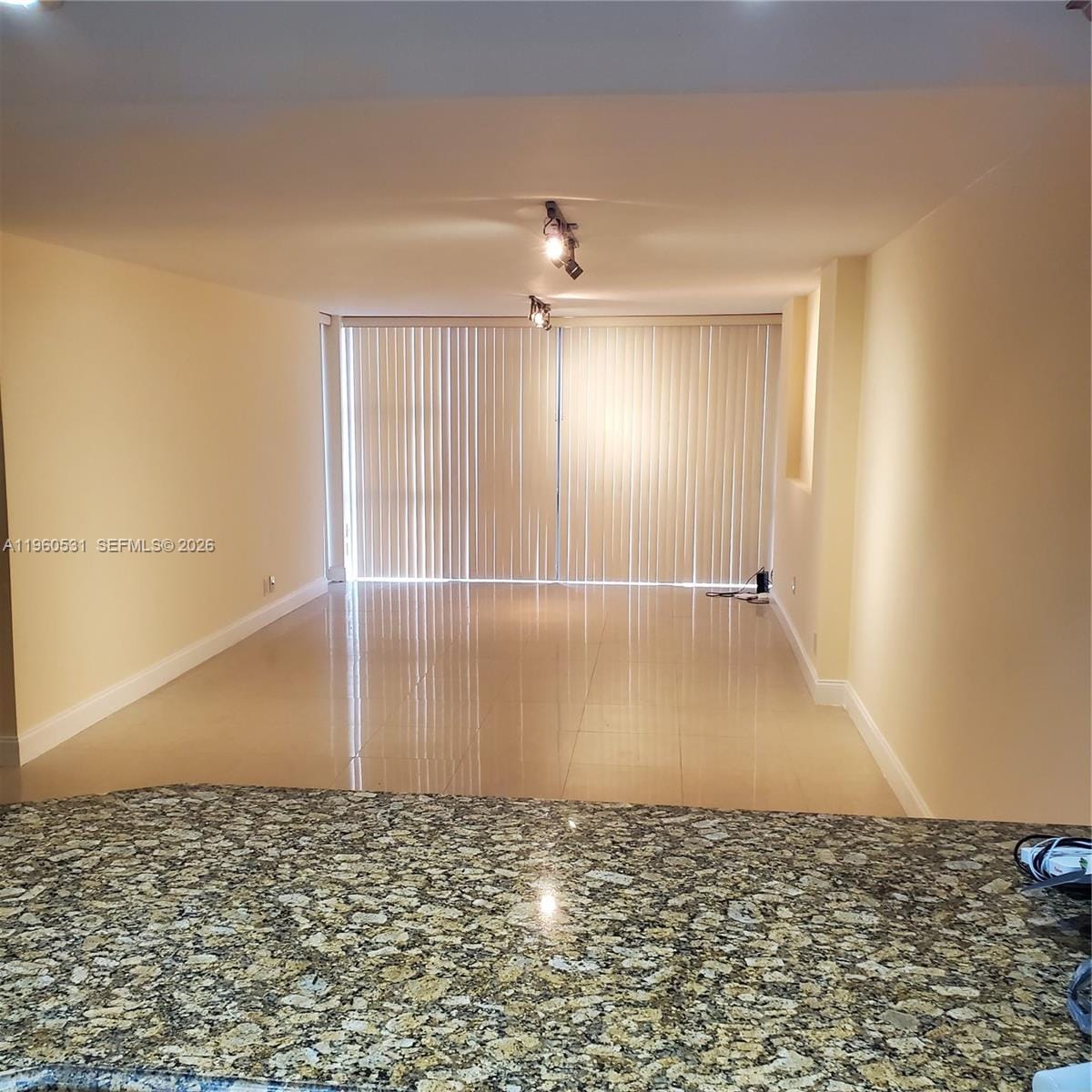 800 Parkview Drive 416 — photo 8