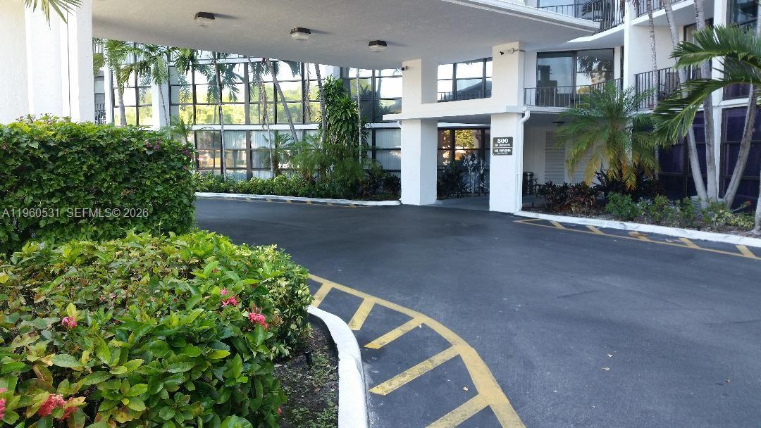 800 Parkview Drive 416, Hallandale Beach, FL 33009, Hallandale Beach