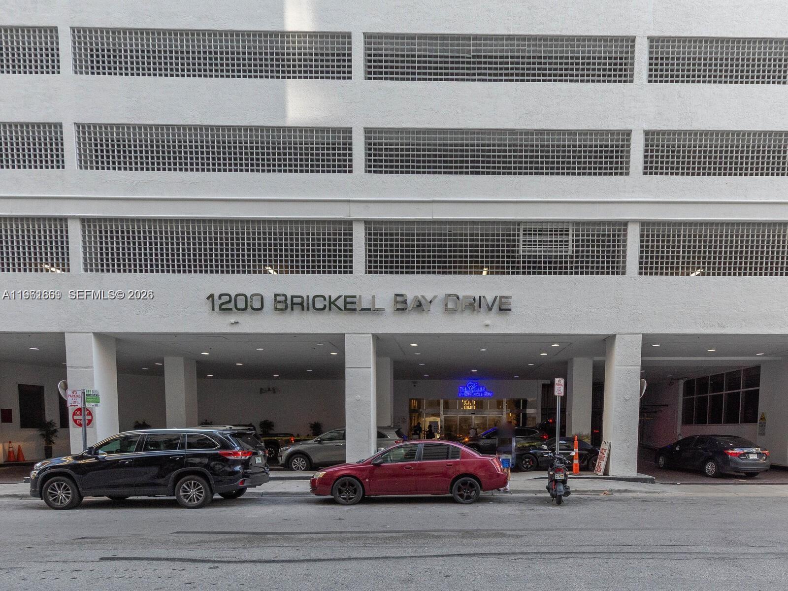 1200 Brickell Bay Drive 3210, Miami, FL 33131, Miami