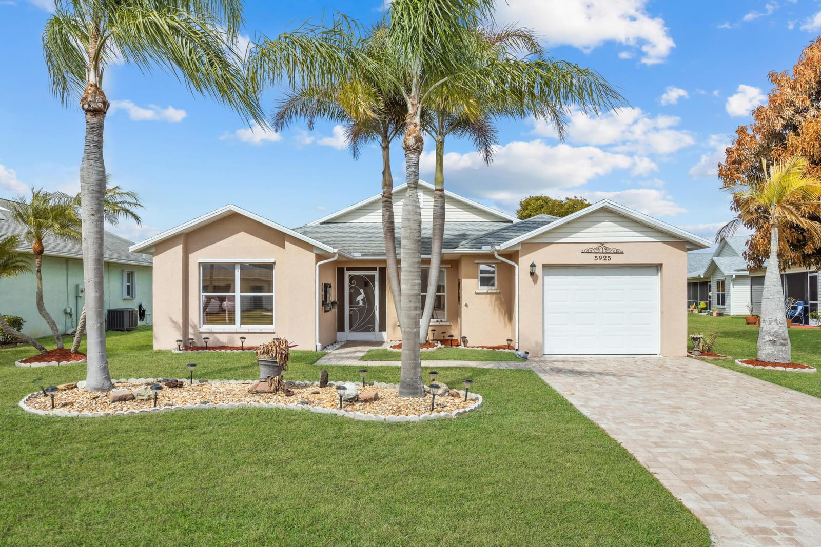 5925 Foxtail Way, Fort Pierce, FL 34982 photo 2