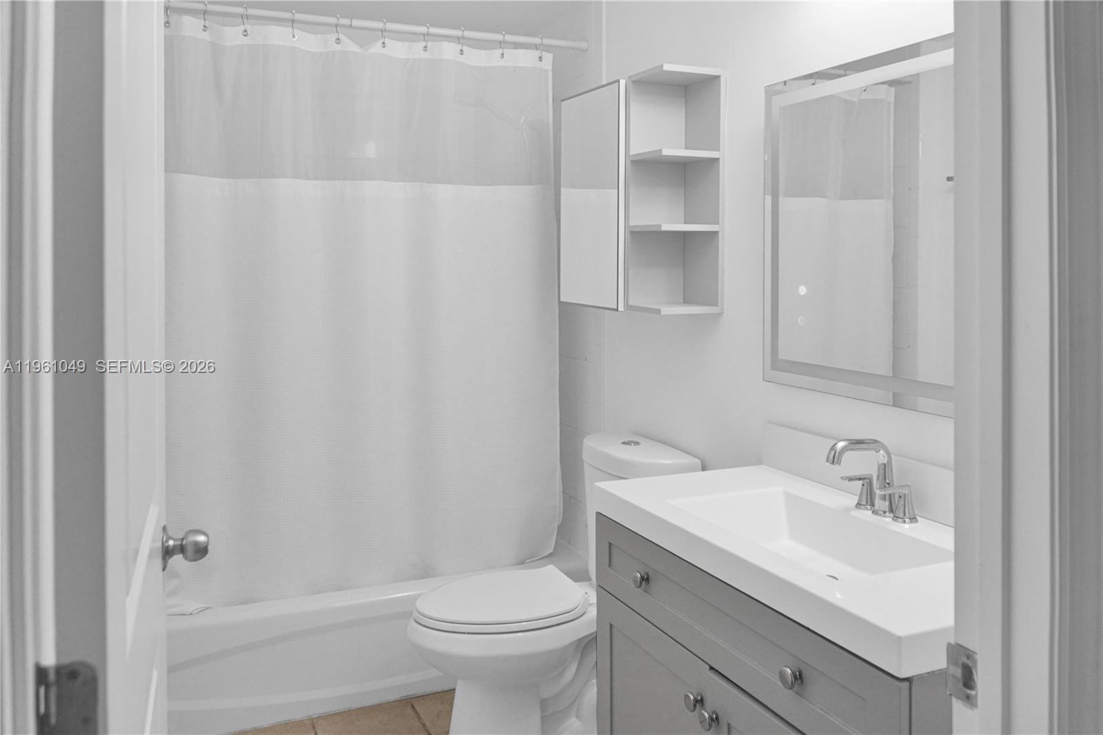 1250 S Miami Avenue 2310, Miami, FL 33130 photo 9
